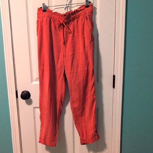 LOFT Women's Salmon Colored Pants - Picture 1 of 6